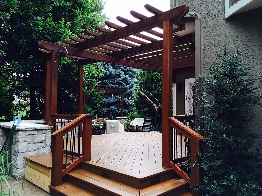 Wellspring Remodeling Decks & Pergolas